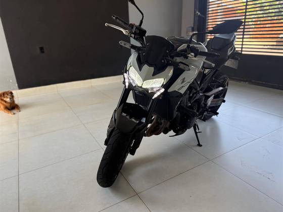 KAWASAKI Z900 KAWASAKI Z900